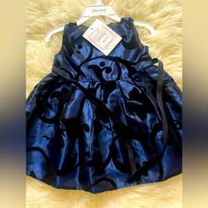 (2 for $20) Gorgeous toddler dress, size 18 months